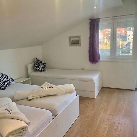 Magic River View Apartment Mostar Eksteriør billede